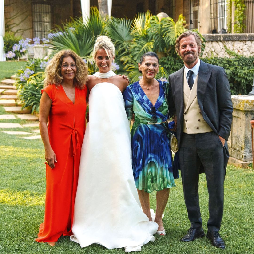 EXCLUSIVA. Gran boda en la familia Flores: las imágenes no vistas y los detalles del 'sí, quiero' de Paty Sánchez-Flores