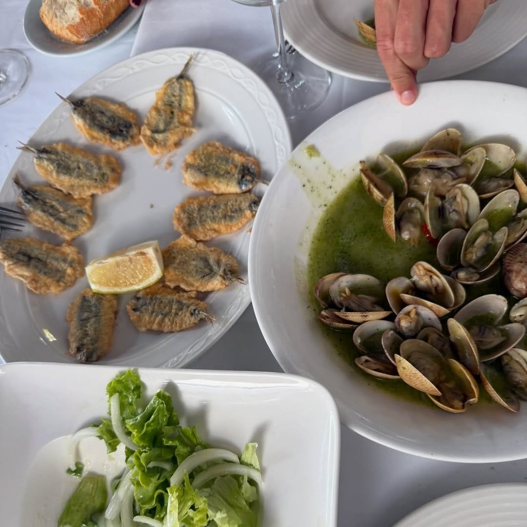 Isabelle Junot en Cantabria durante este verano, vacaciones en el norte disfrutando de la gastronomía
