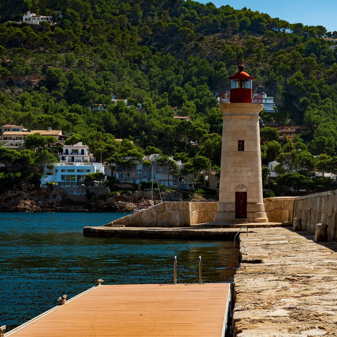 Faro del Port d’Andratx en el suroeste de Mallorca