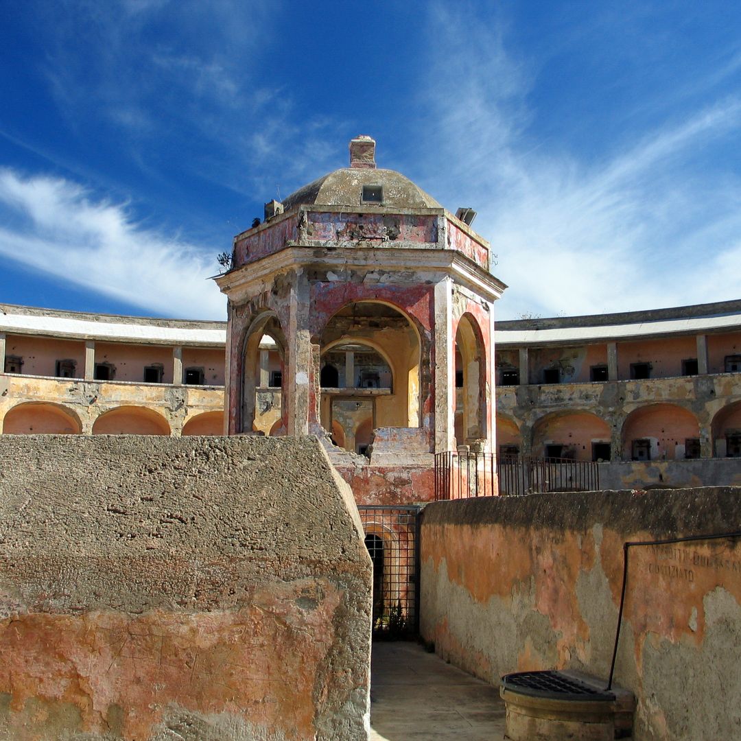 Prisión de la isla de Santo Stefano en las islas Pontinas de Italia