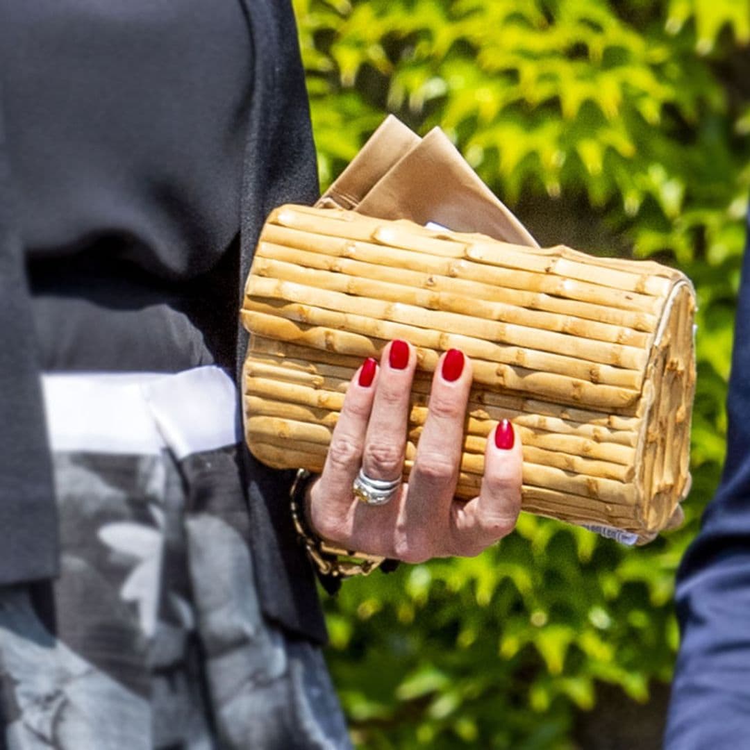 La colección de 'clutches' de Máxima de Holanda, el accesorio con el que siempre sorprende