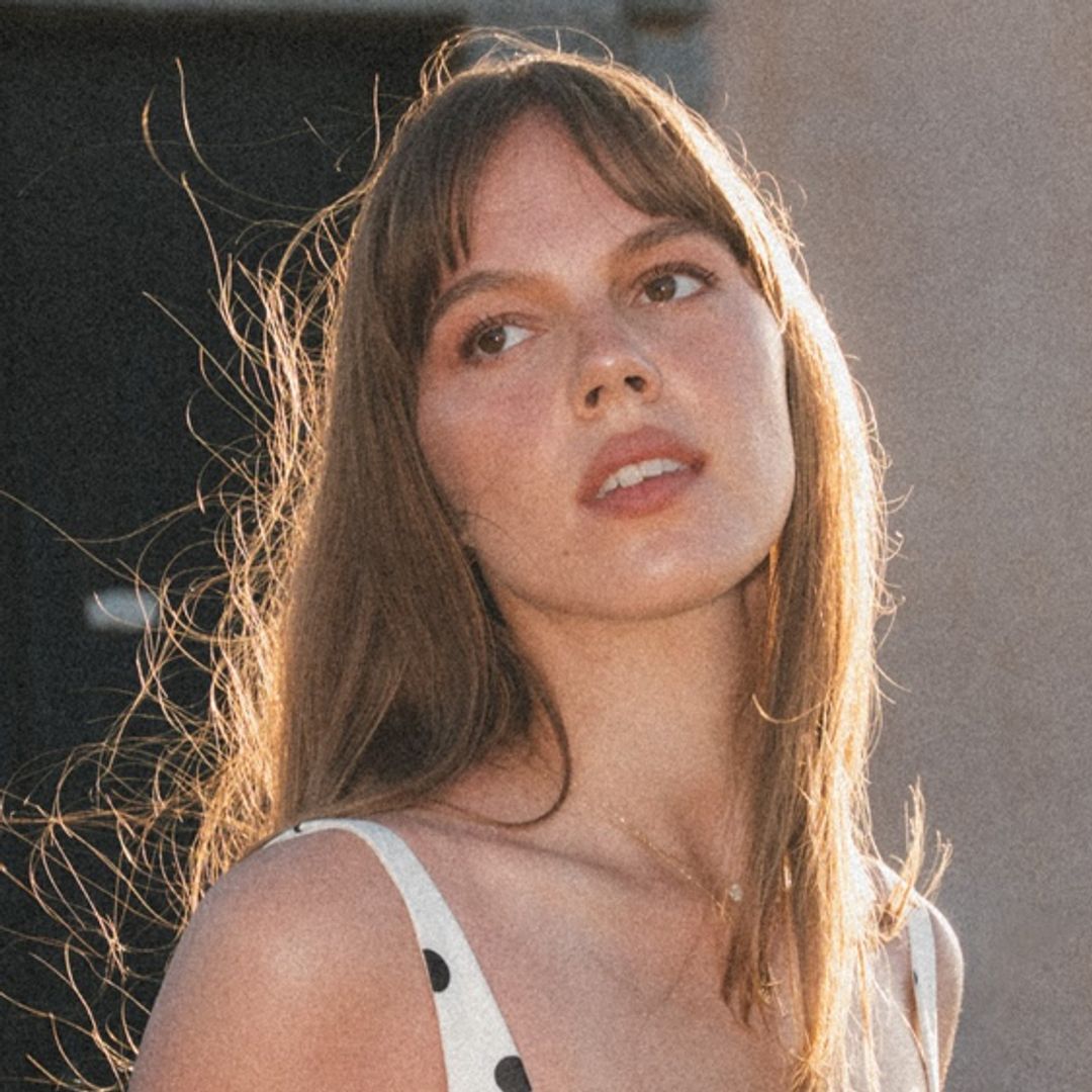 Miguel Bernardeau vuelve a estar enamorado: quién es Zhanna Red, la modelo que ya conoce a su familia