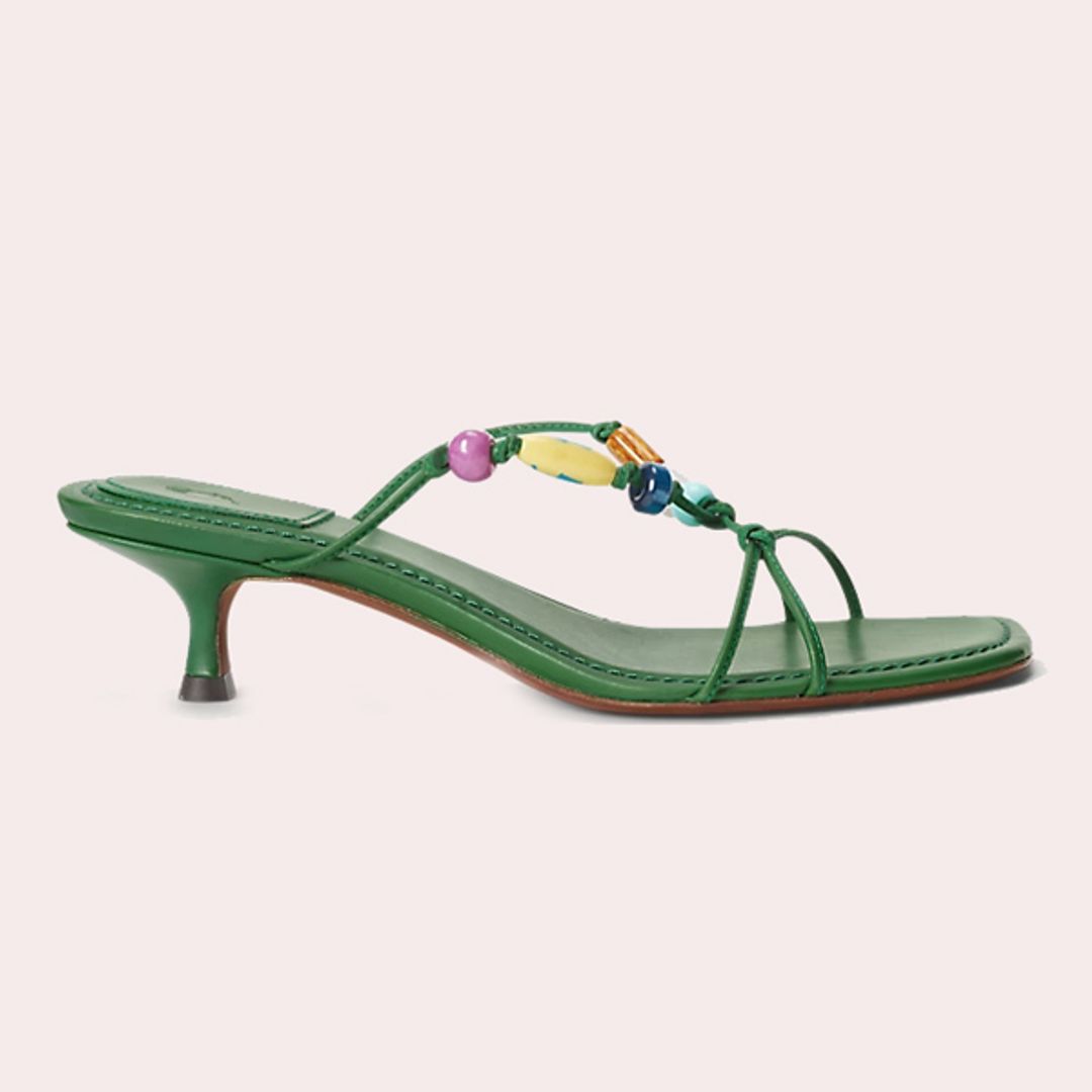 Unas sandalias de tacón