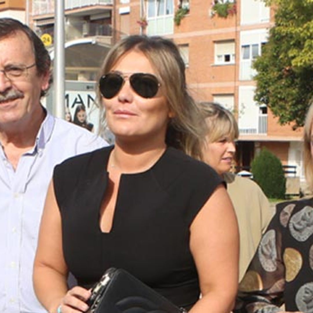 Amaia Montero, Álex Ubago y La Oreja de Van Gogh junto a su compañero Pablo en el entierro de su padre, Txiki Benegas