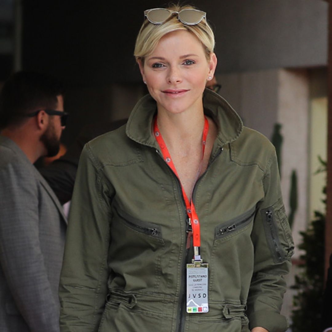 Charlene de Mónaco impacta en el Gran Premio de Fórmula 1 con el mono favorito de las 'influencers'