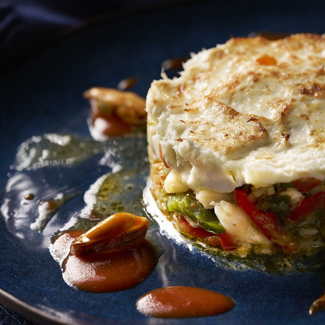 Skrei con pimientos, su brandada gratinada y salteado de mejillones