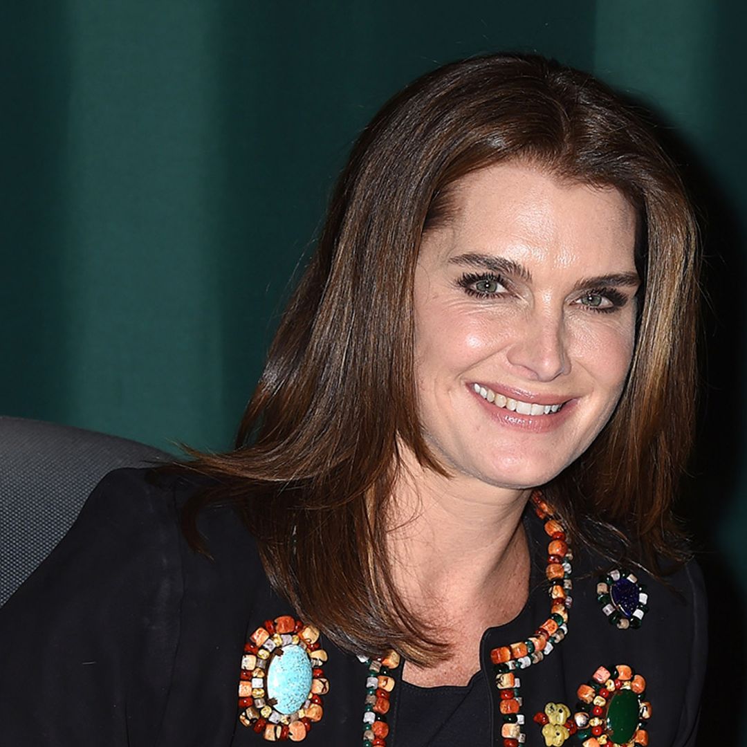 Las emocionantes imágenes de Brooke Shields aprendiendo a caminar de nuevo tras sufrir un accidente