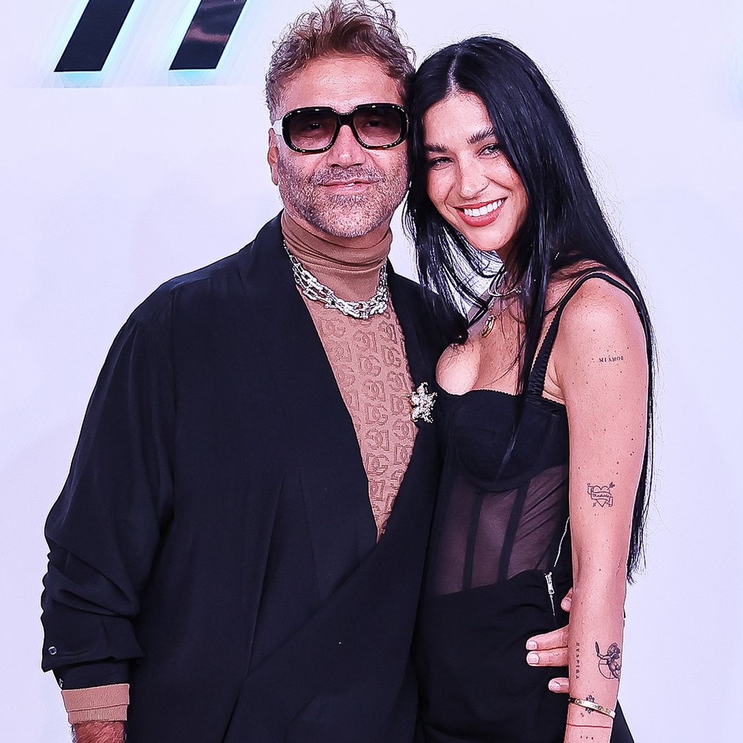 Alejandro Fernández grita su amor hacia Karla Laveaga en su gran noche en Premios Soberano