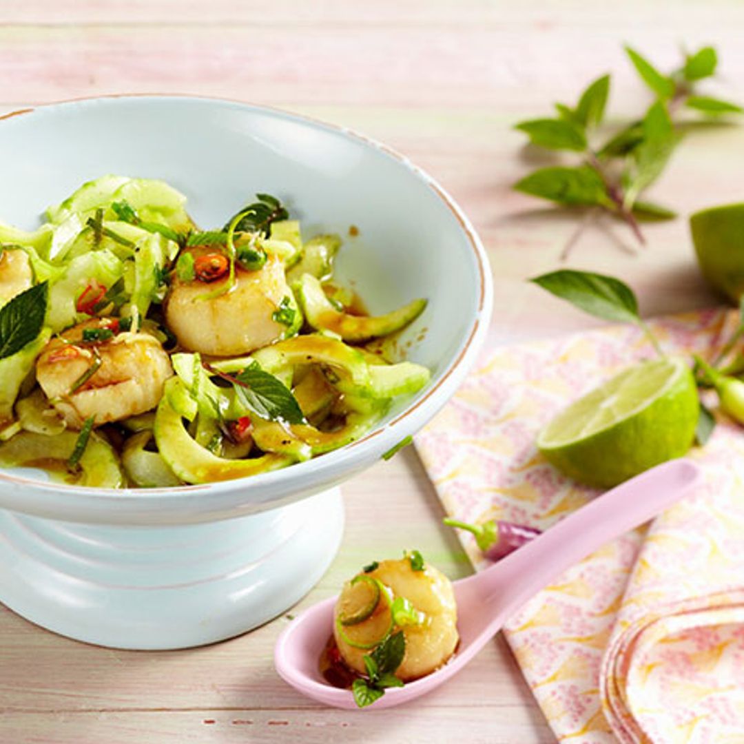 Ensalada de pepino y vieiras a la menta