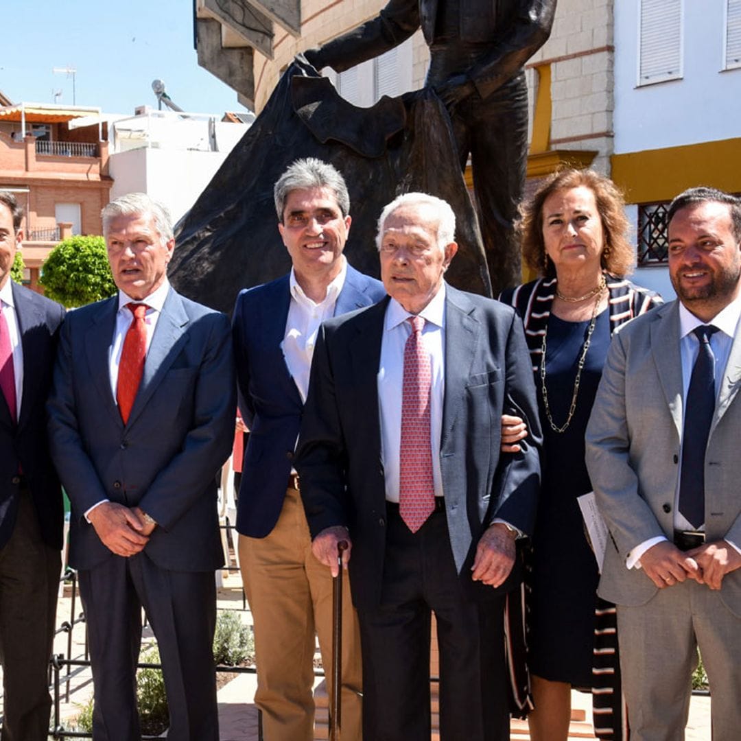 De 'El Litri' a Espartaco: las leyendas del toreo se reúnen para rendir homenaje al gran Curro Romero