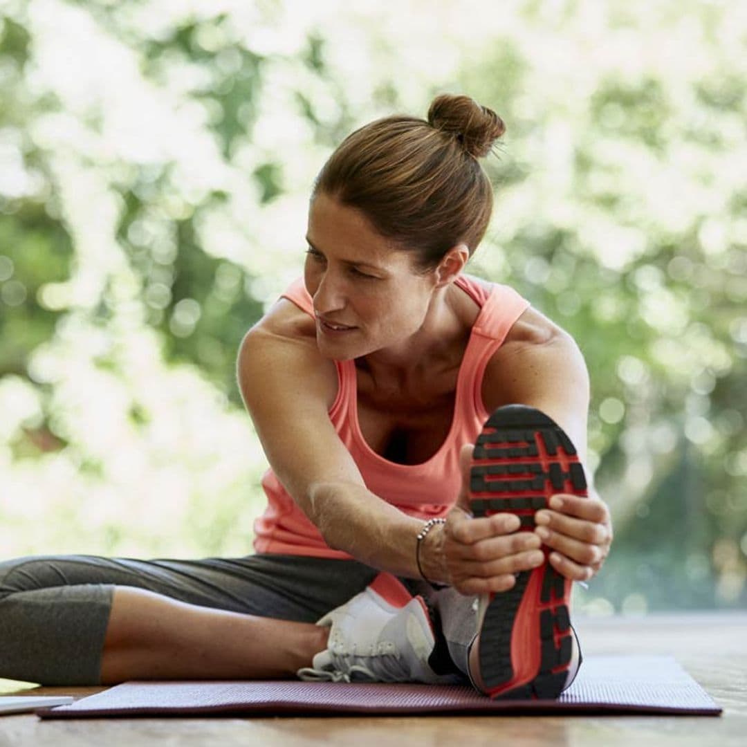 8 ejercicios para adelgazar y tonificar brazos, glúteos y piernas si tienes más de 50