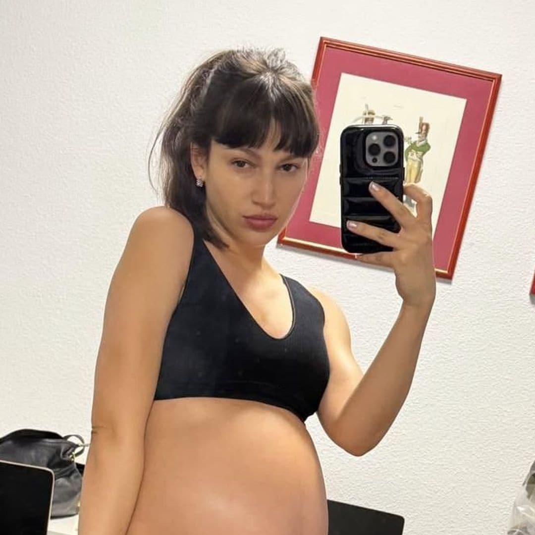 El planazo navideño de Úrsula Corberó y Chino Darín en Madrid en plena cuenta atrás: chocolate con churros en la Plaza Mayor