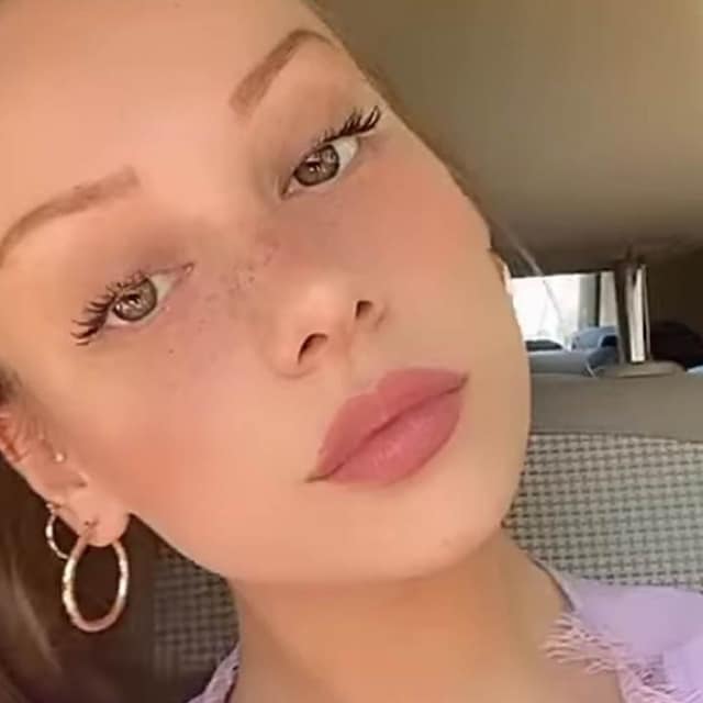 esterexposito onne