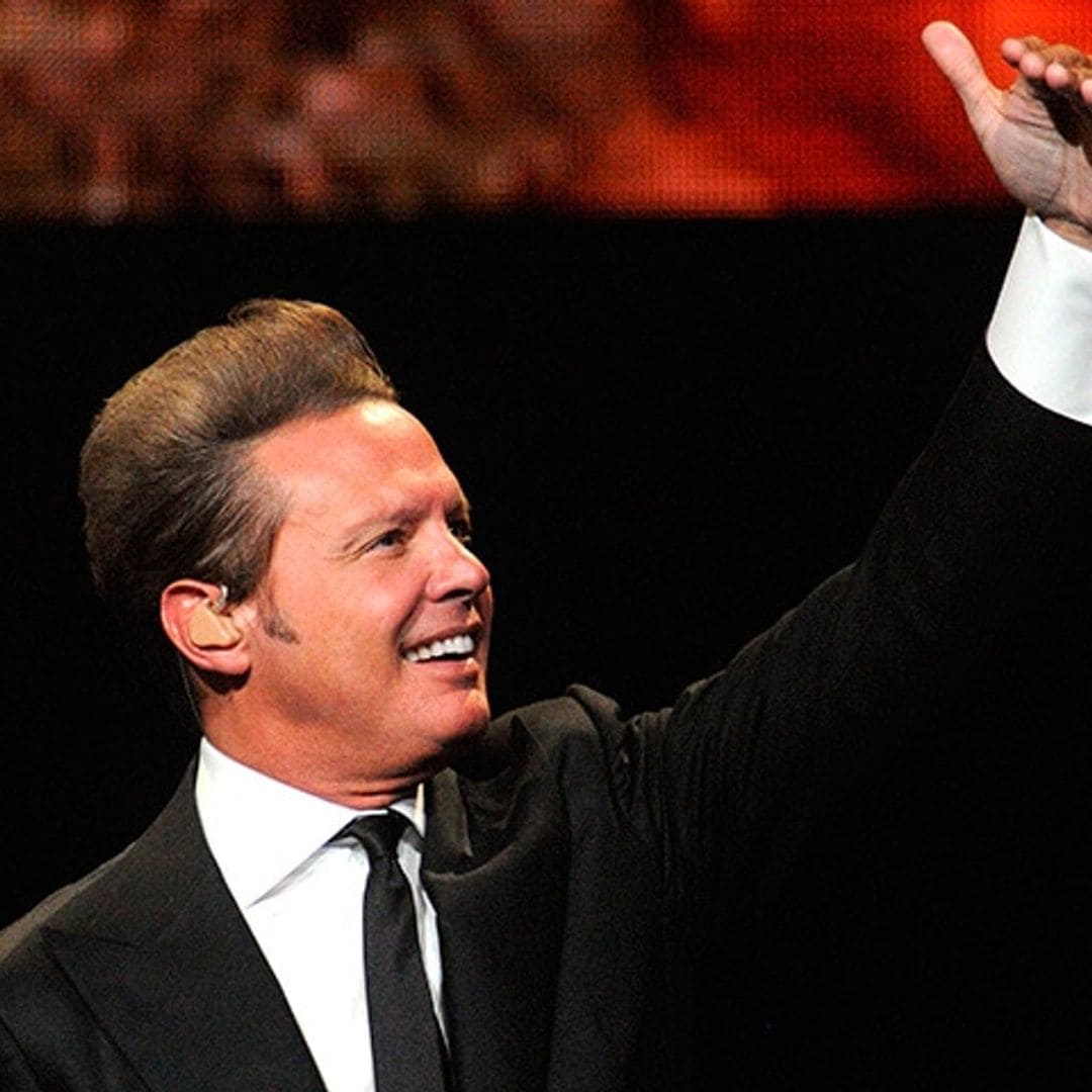 No, no es ‘Tengo todo excepto a ti’, Luis Miguel revela qué canción le canta a su mamá