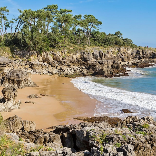 Las playas del pueblo de Noja, están entre las más bonitas y mejores de Cantabria