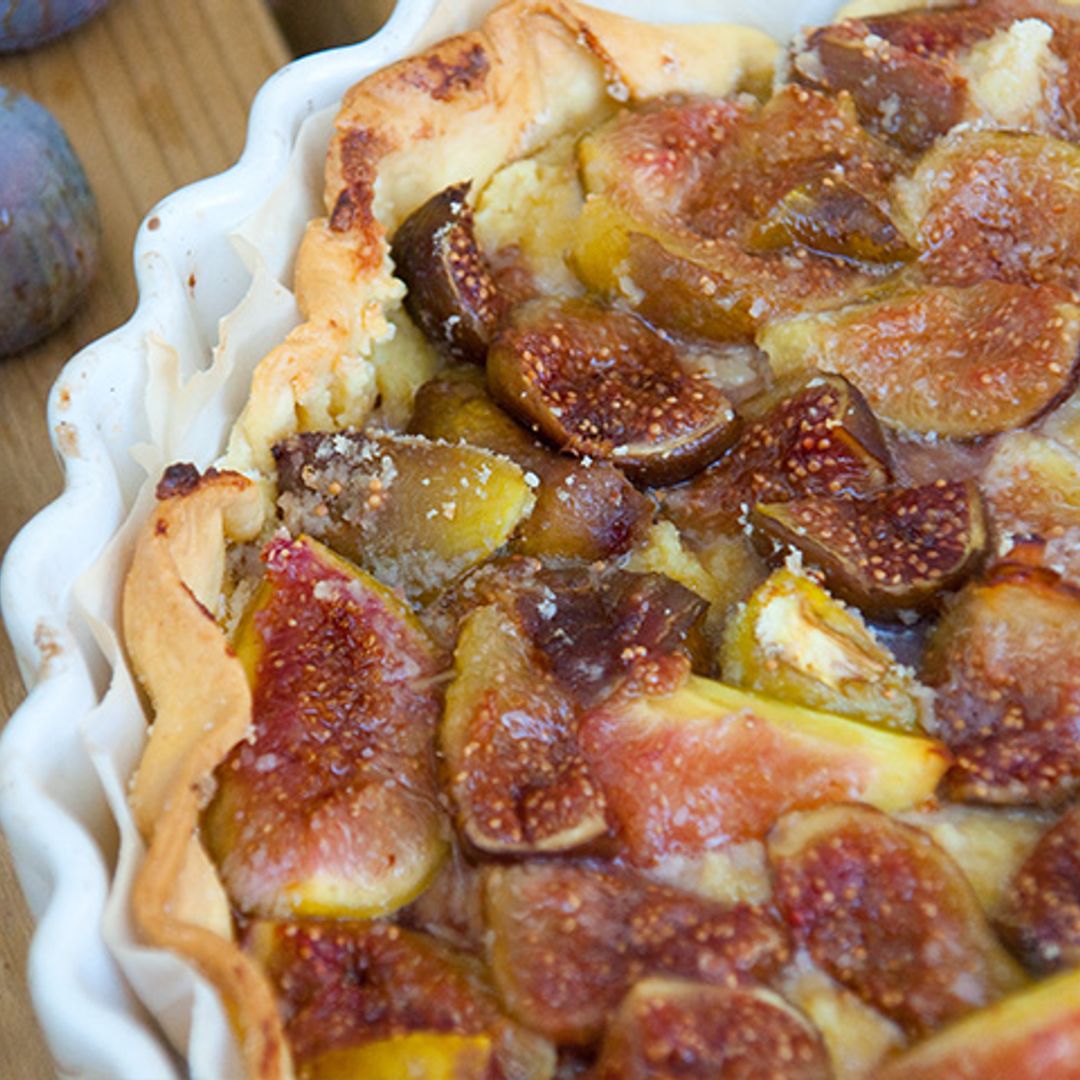 Tarta de higos y mermelada de moras, un delicioso postre de cocina vegetariana