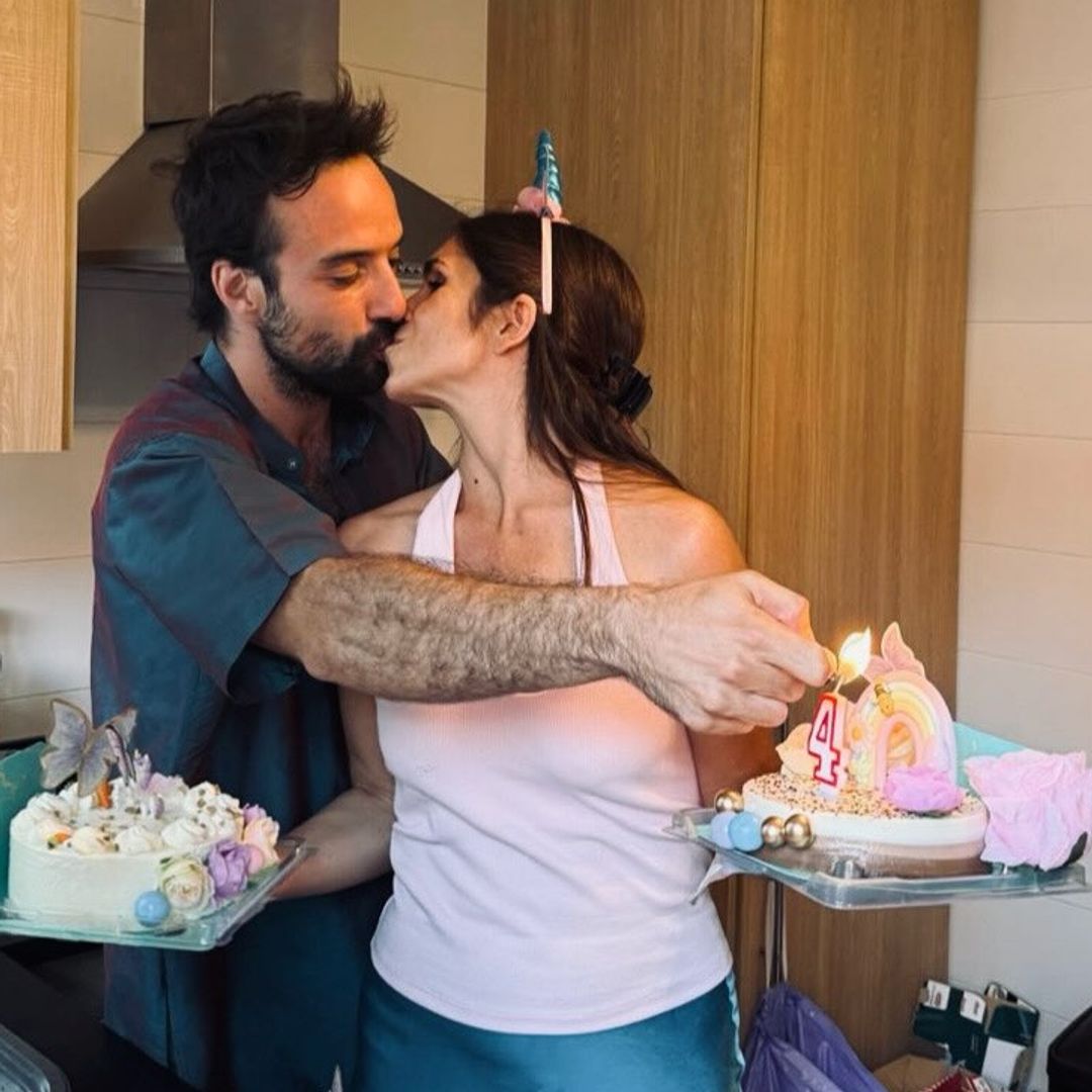 Los Flores celebran el 4 cumpleaños de la hija de Elena Furiase: las mejores imágenes de una fiesta llena de magia y unicornios