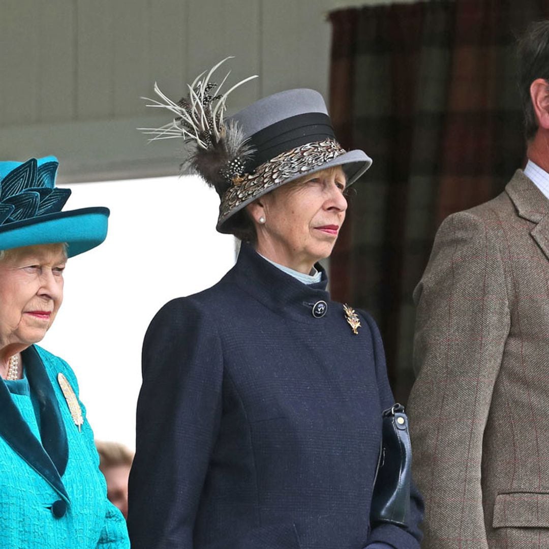 El positivo por coronavirus del marido de la princesa Ana vuelve a alterar la Navidad de Isabel II