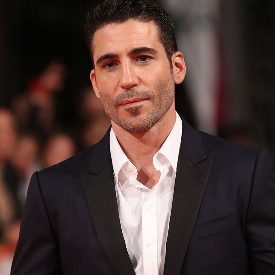 ¿Dónde estaba Miguel Ángel Silvestre mientras se estrenaba el último capítulo de 'Velvet'?