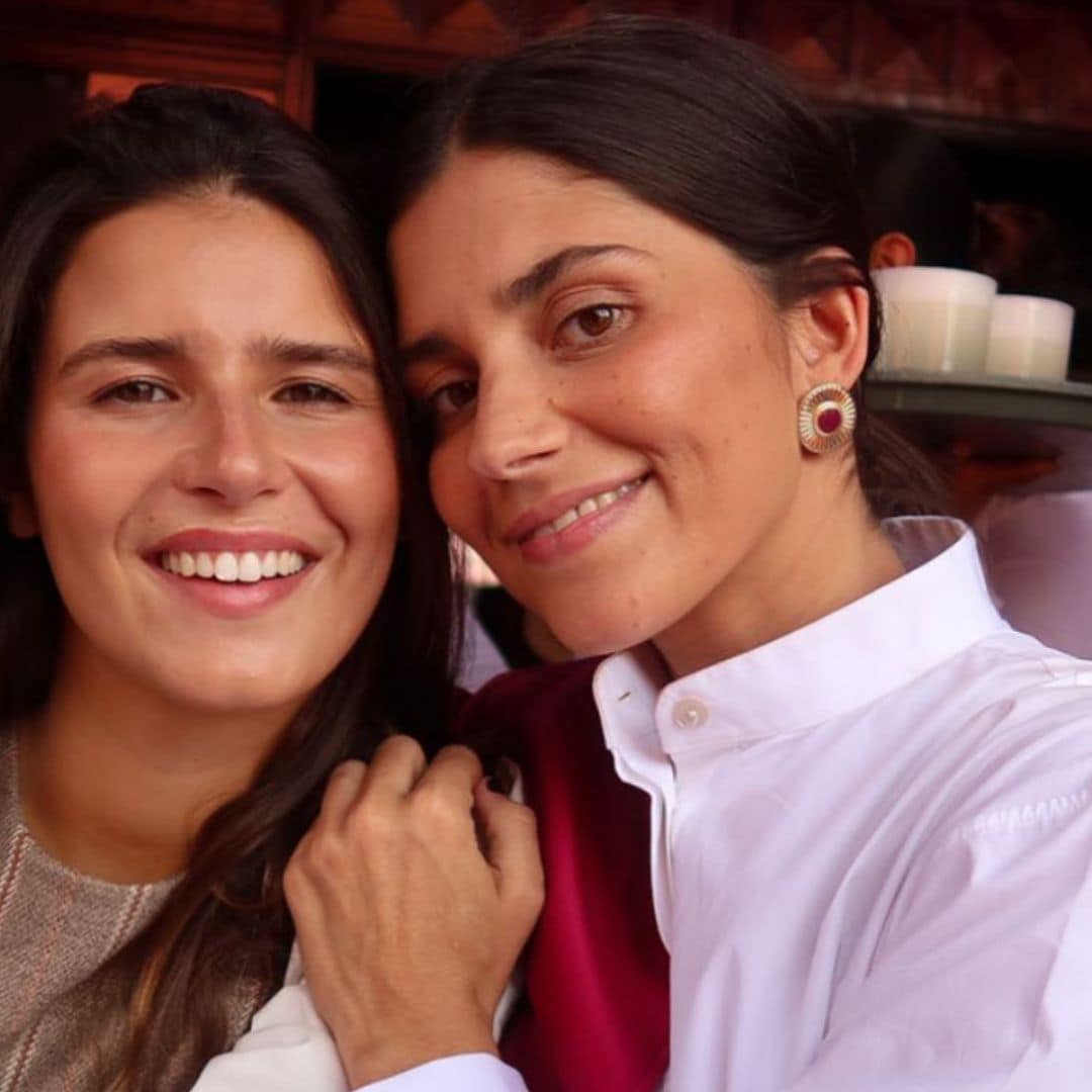 Cayetana Rivera y María García de Jaime, entre los amigos que han acompañado a Victoria de Marichalar a Perú