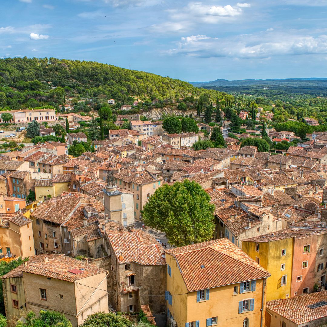 Pueblo de Cotignac, Provenza, Francia