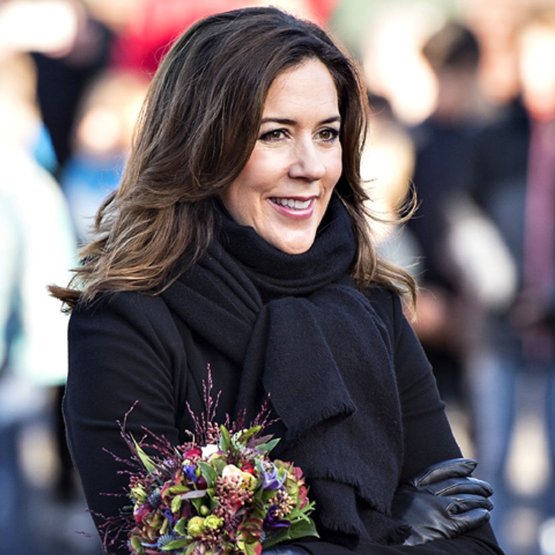 Mary de Dinamarca abre las puertas de Palacio para enseñarnos su espectacular árbol de Navidad