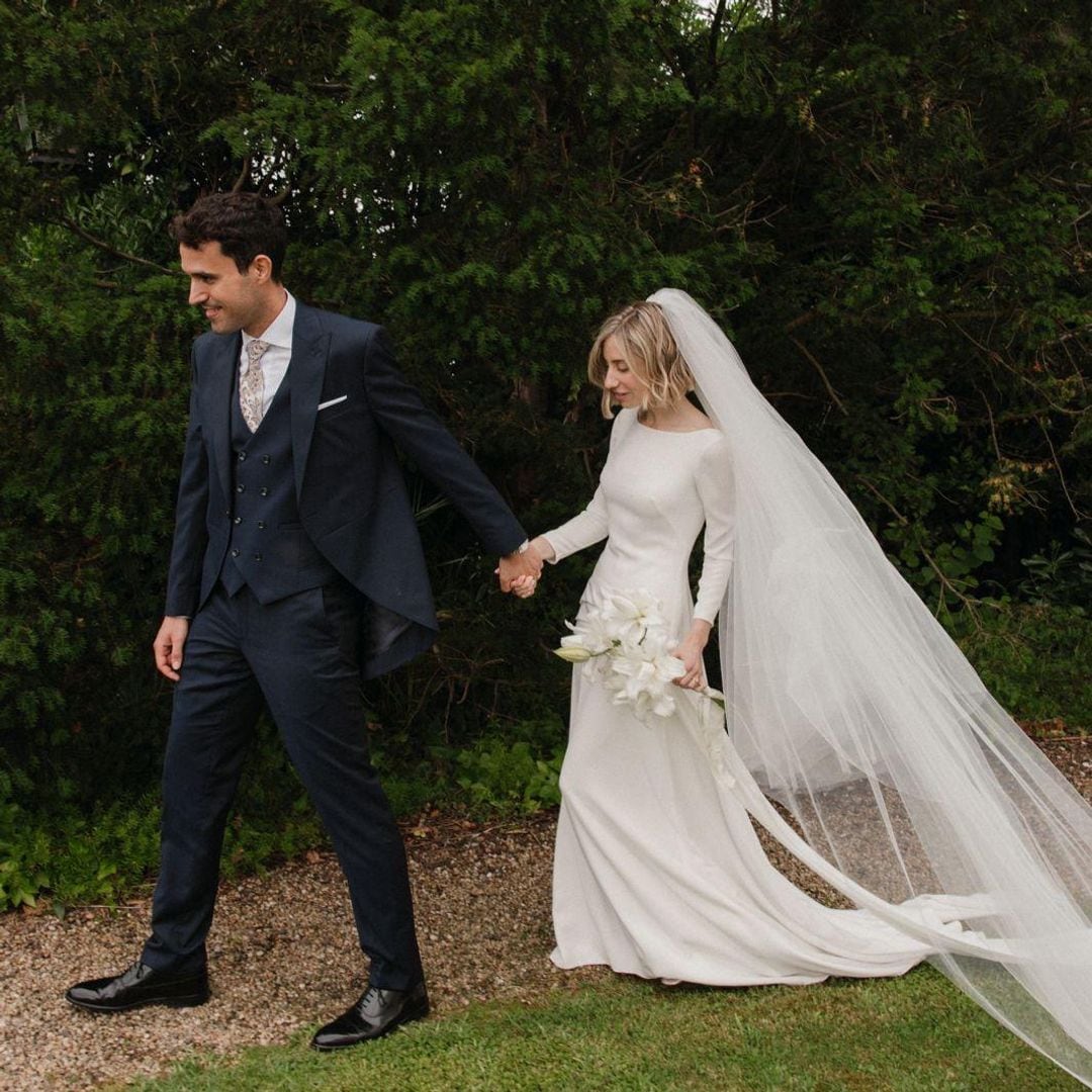 Luis Infantes, diseñador: "Hay novias que quieren sorprender todo el tiempo y buscan muchos looks en uno; para mí es un error"