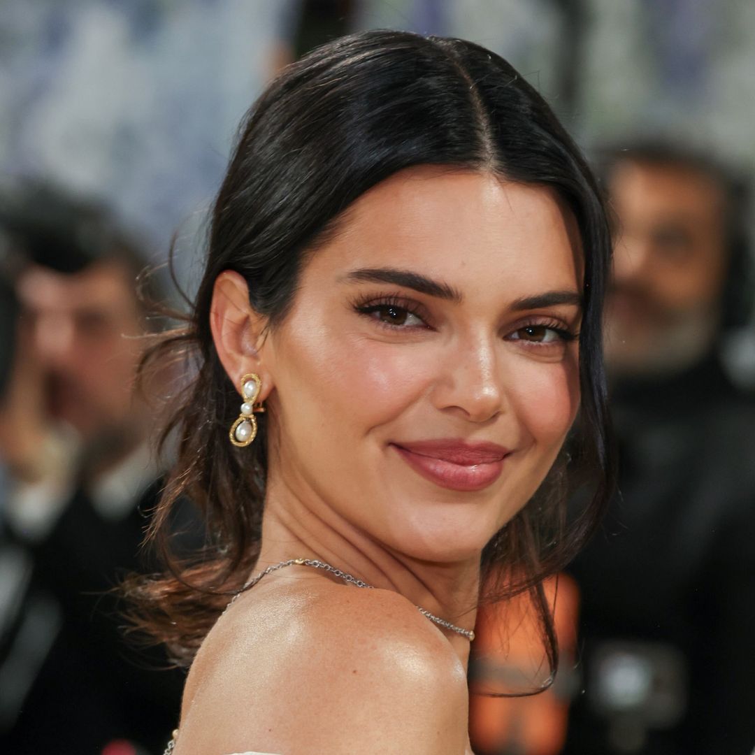 Kendall Jenner y Jacob Elordi oficializan su romance con gestos de amor en Santa Bárbara