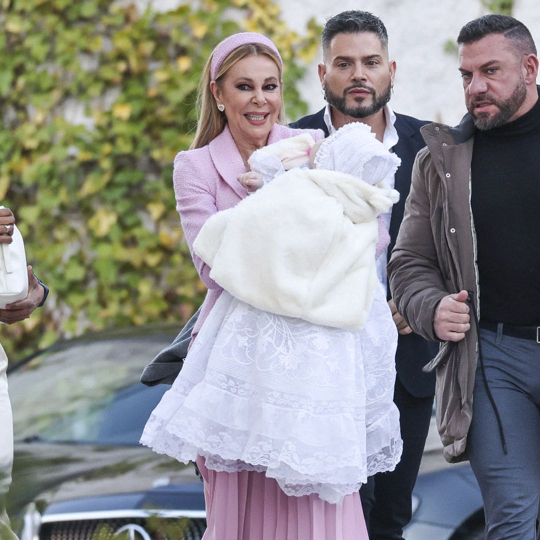 Ana Obregón, la más elegante en el bautizo de Ana Sandra con un traje al más puro estilo 'Barbie'