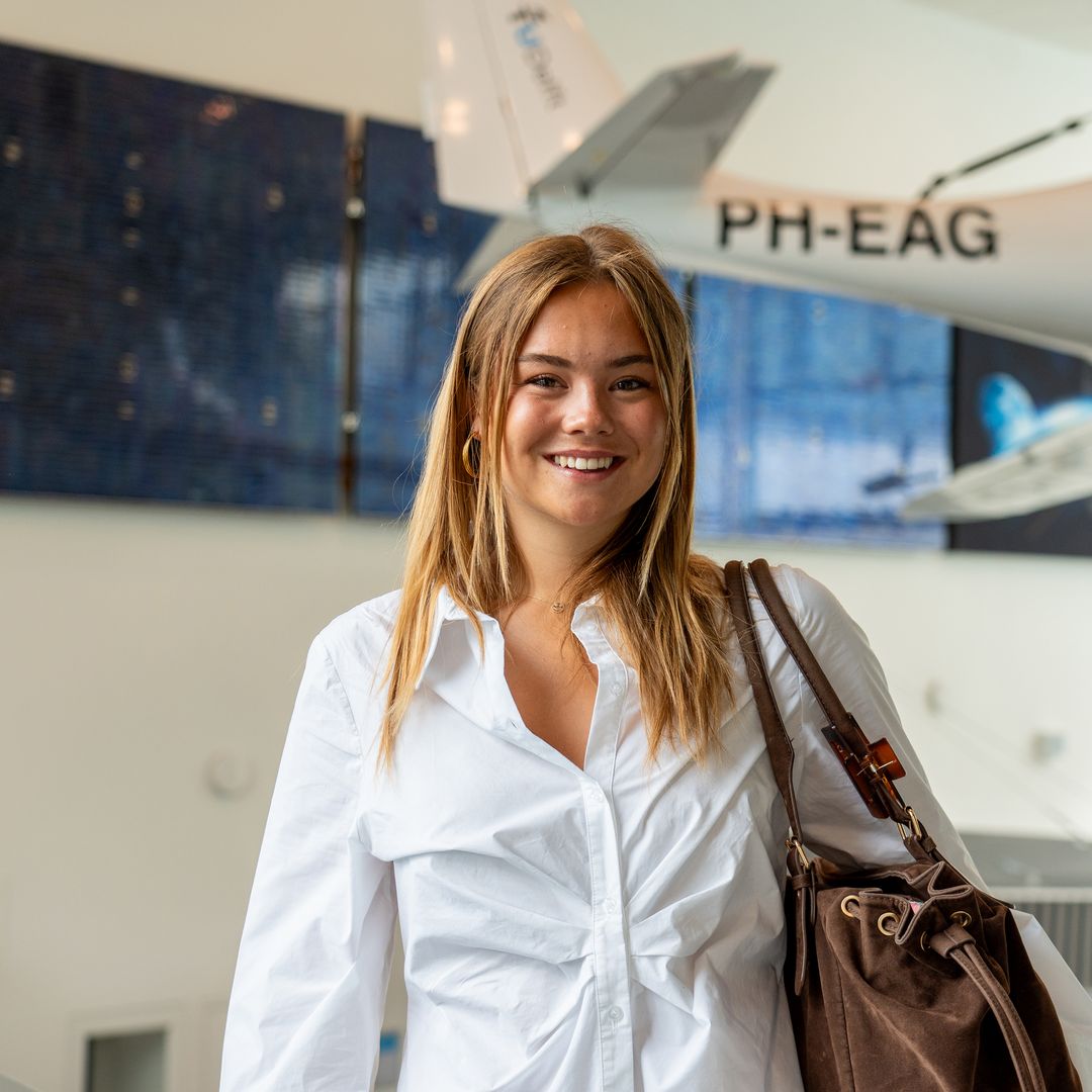 Ariane de Holanda emprende el vuelo: las imágenes de su primer día como estudiante de Ingeniería Aeroespacial