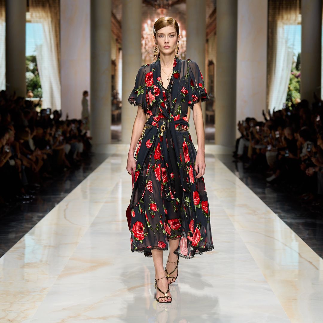 Dolce&Gabbana vuelve a sus raíces y reinterpreta la 'extravagancia siciliana' combinando tejidos inesperados