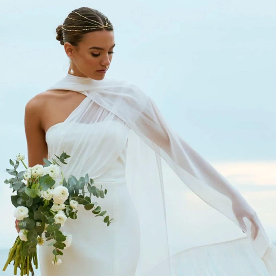 Looks de novia 'midi' perfectos para bodas de entretiempo