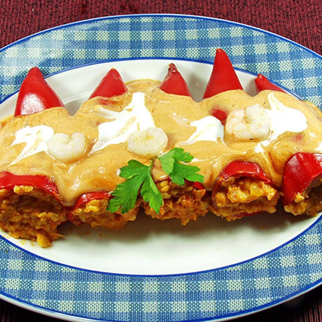 Pimientos del piquillo rellenos de atún y gambas