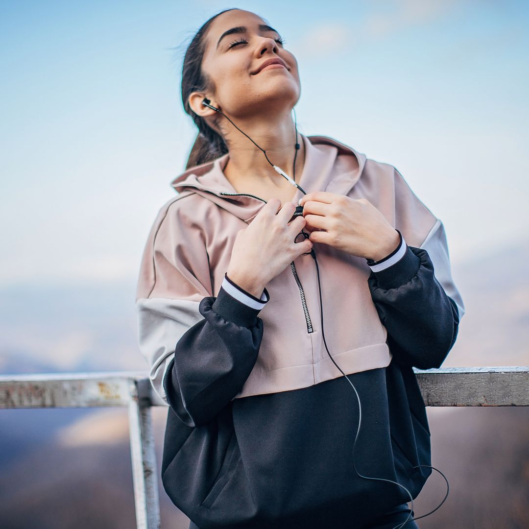 María Sánchez, médica: "Entrenar durante los meses fríos no solo mejora la condición física, también refuerza la constancia"