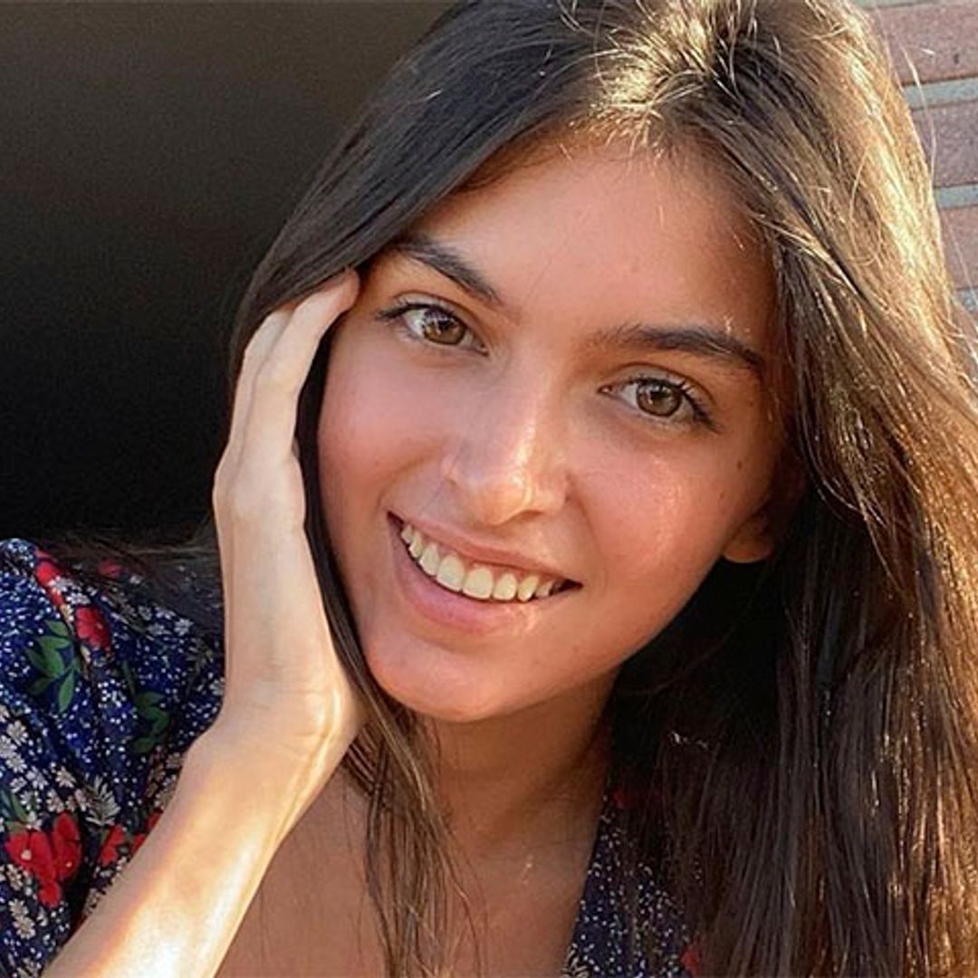 No te vas a creer la cintura de avispa que hacen los vaqueros de Lucía Rivera