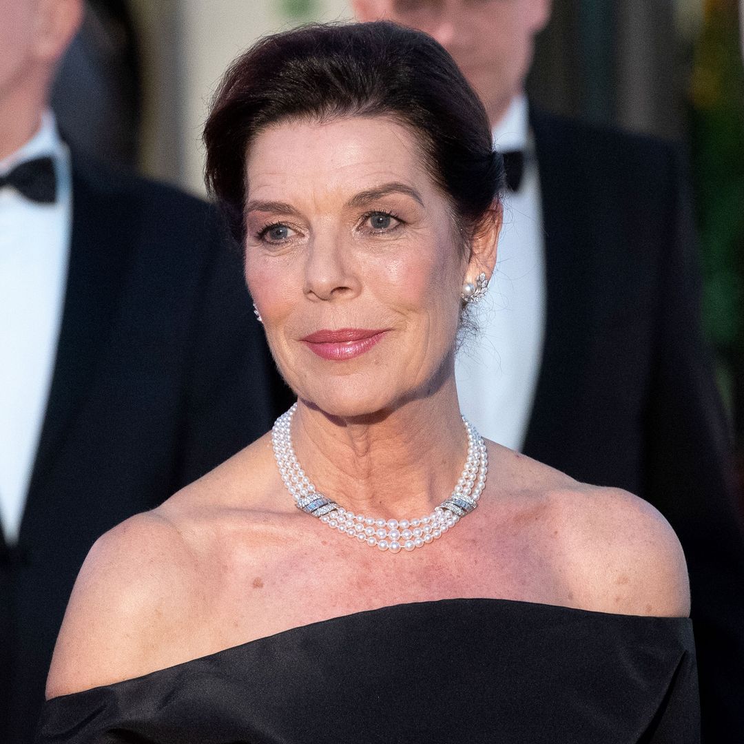 Analizamos sus looks en su década más libre: “Desde que cumplió los 60, ha hecho gala de una madurez estilística impecable”