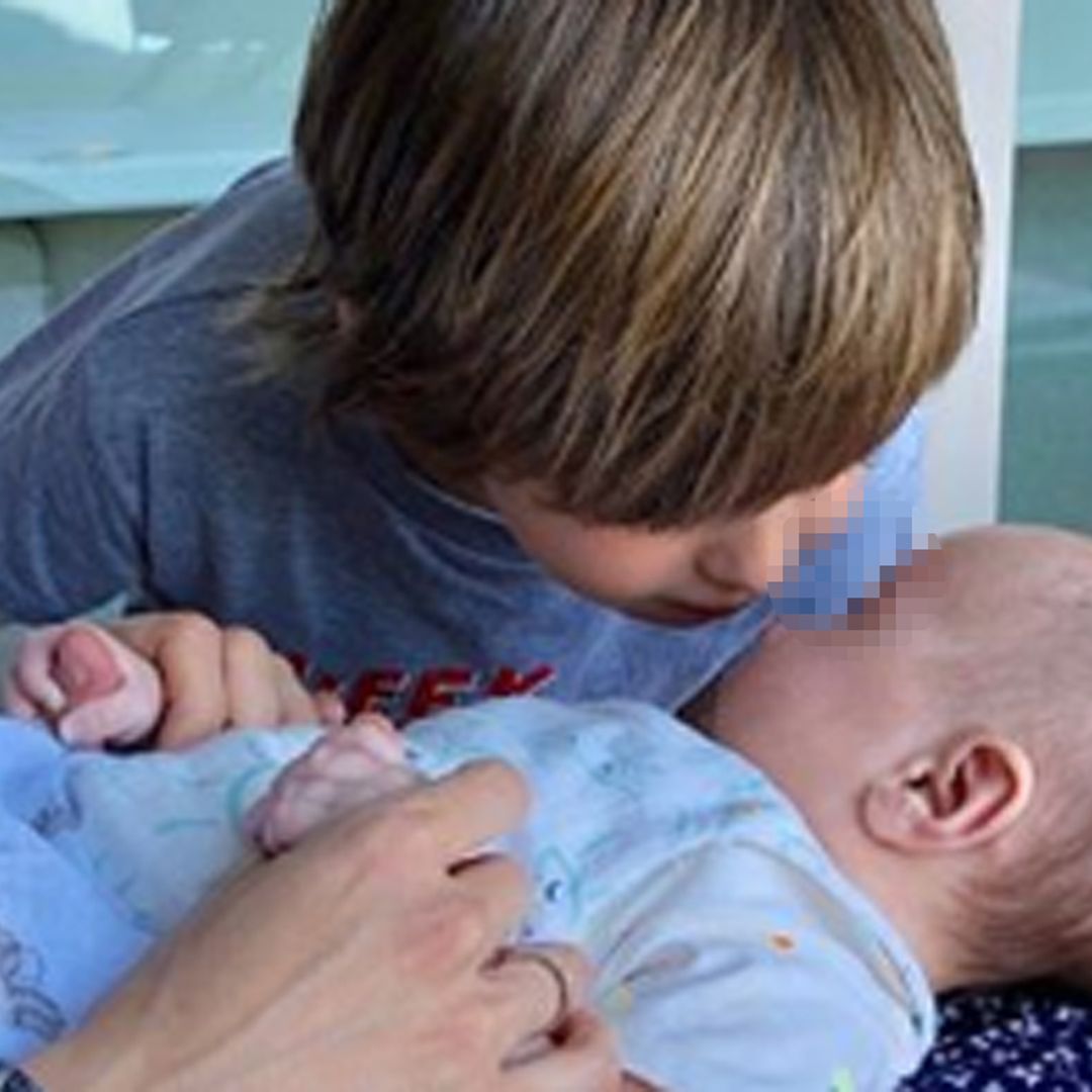 La tierna foto de Lucas con el hijo de Isabel Jiménez que derrite de amor a Sara Carbonero