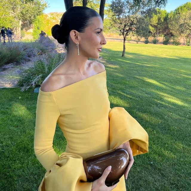 Alexandra Pereira con look de invitada