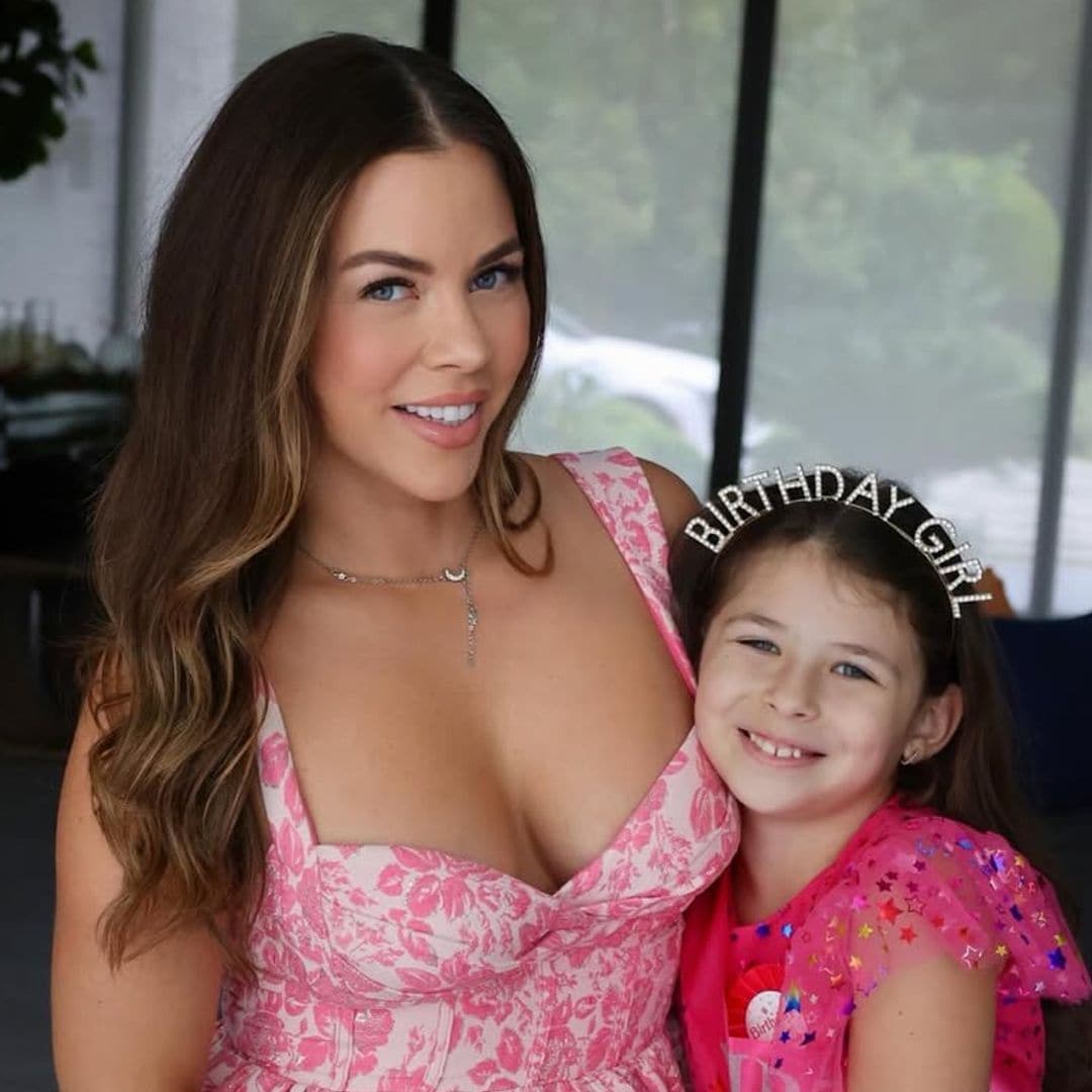 Ximena Duque celebra los ocho años de su hija Luna con una petición especial de la pequeña