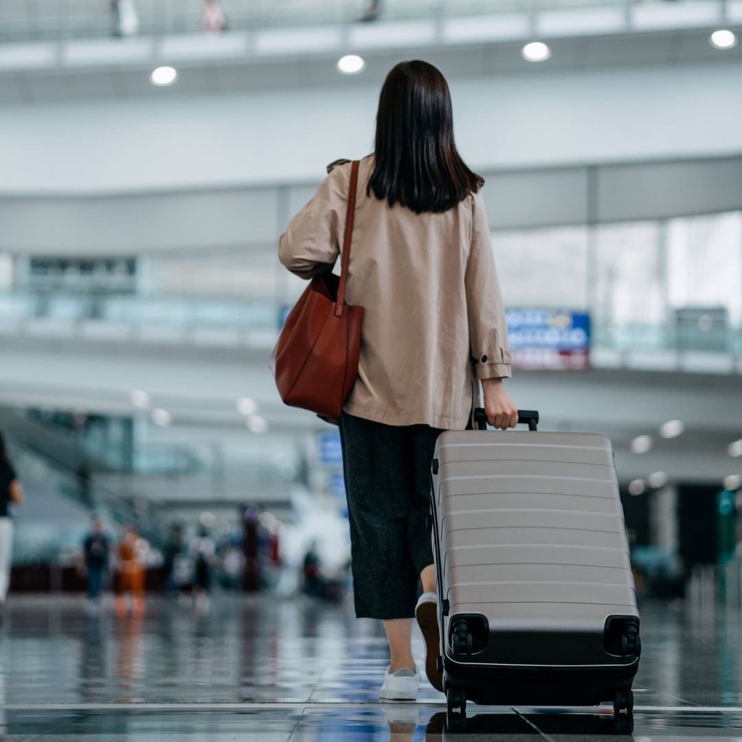 La maleta de Samsonite que arrasa en ventas está al 50% de descuento por las Ofertas de Primavera de Amazon
