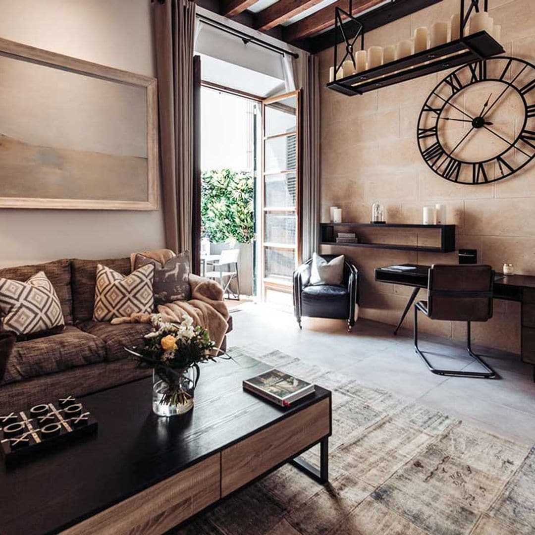Un apartamento que actualiza el estilo industrial para que luzca moderno y elegante
