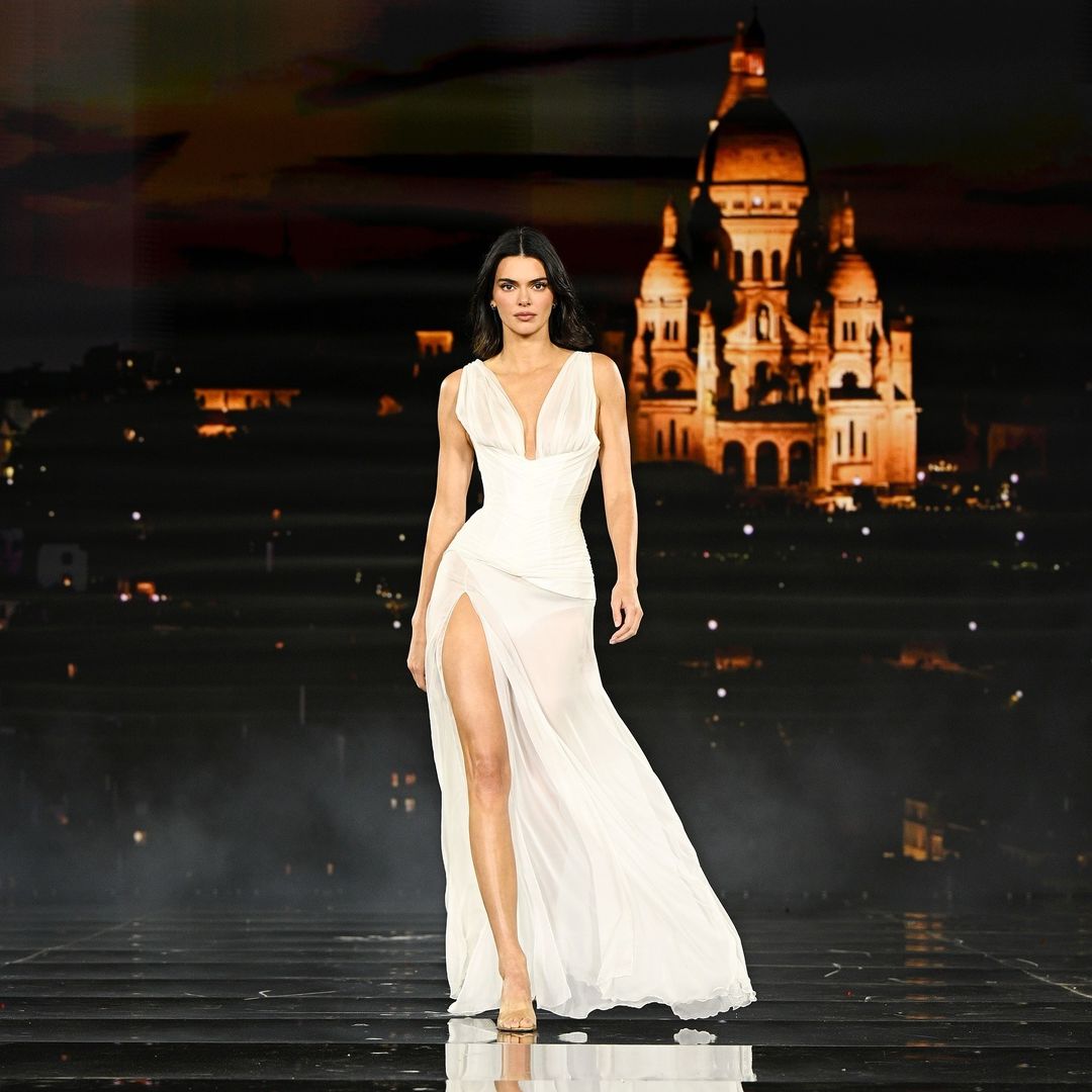Eva Longoria, Kendall Jenner y Ana Milán marcan en ‘Le Défilé’ 2025 las 3 tendencias de maquillaje del otoño/invierno