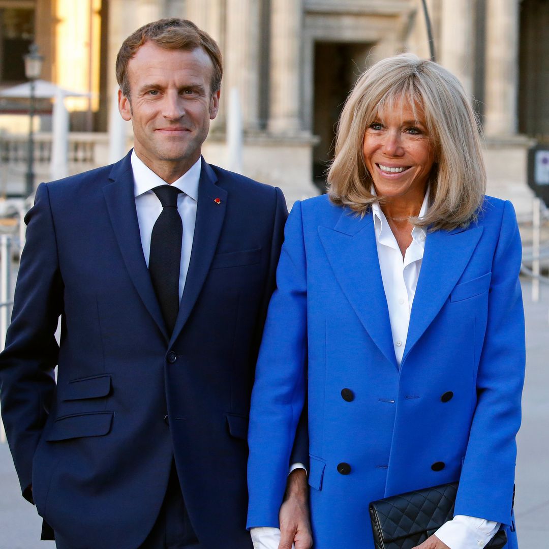 La polémica historia de amor de Emmanuel Macron con Brigitte, su exprofesora 25 años mayor que él