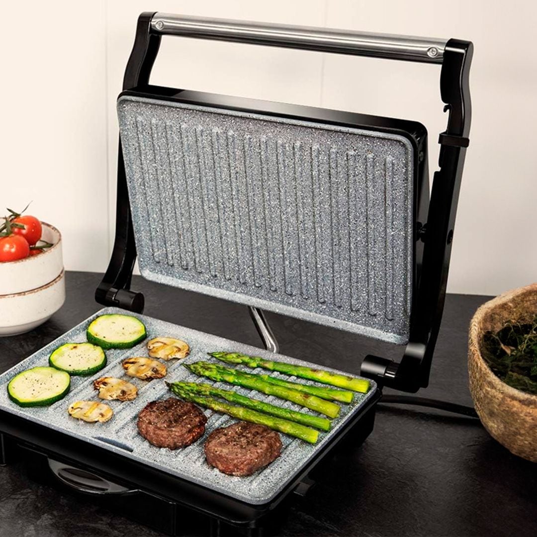 La parrilla eléctrica que no para de venderse en Amazon: esto es lo que la hace especial