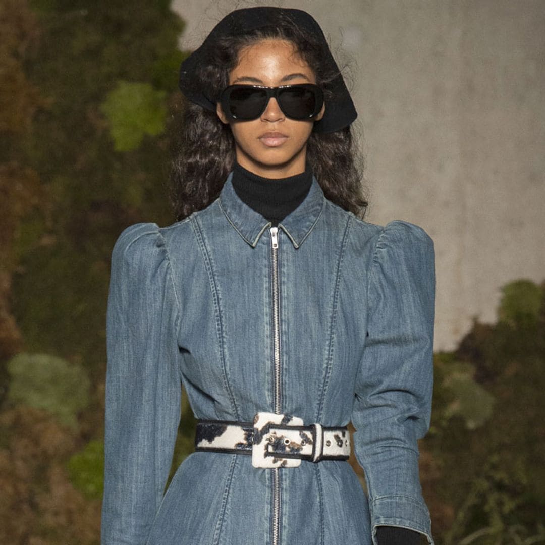 El futurismo de los 80, la nueva apuesta de la 'influencer' británica que gusta a Melania Trump