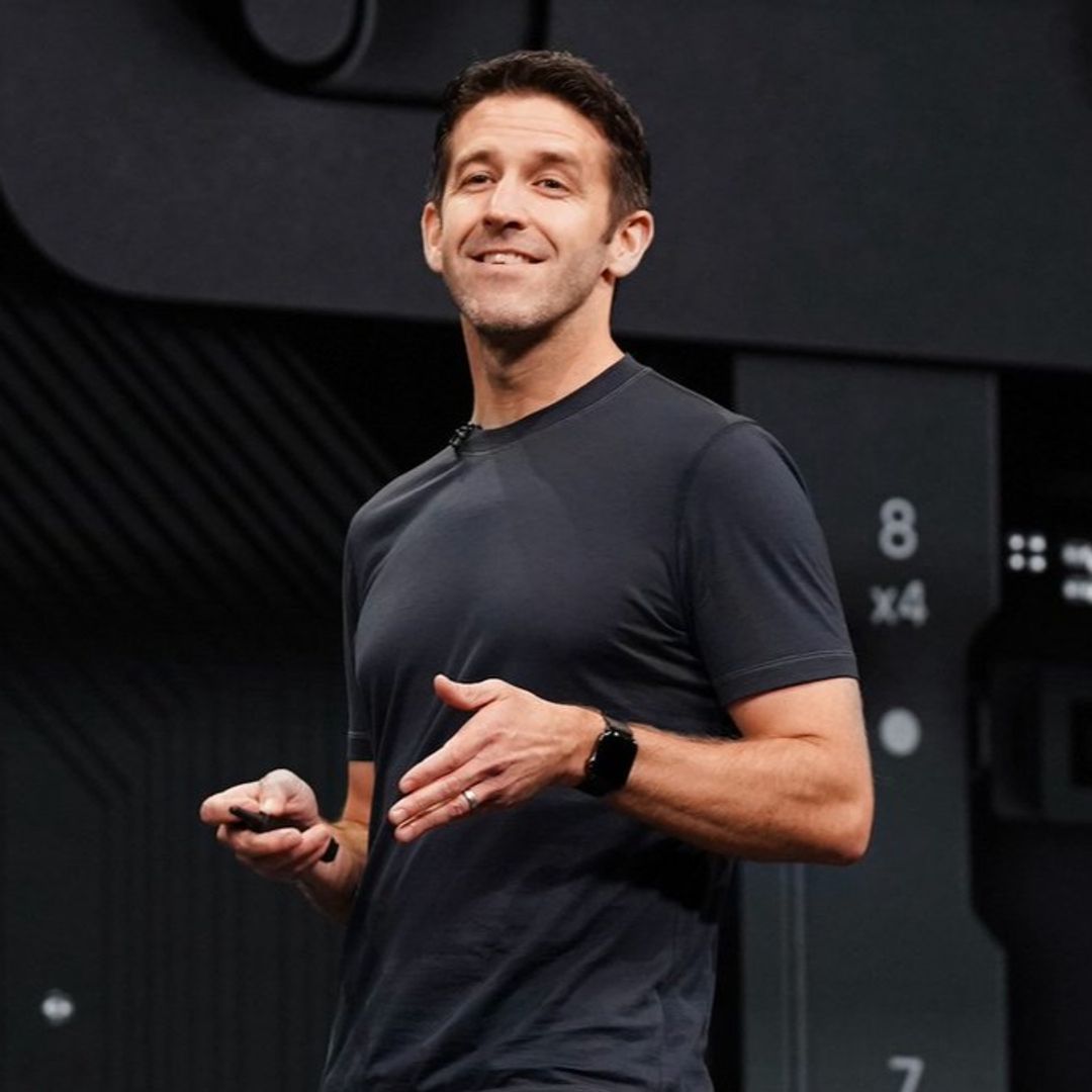 John Ternus, el nuevo CEO de Apple: ingeniero brillante, deportista y sucesor sorpresa