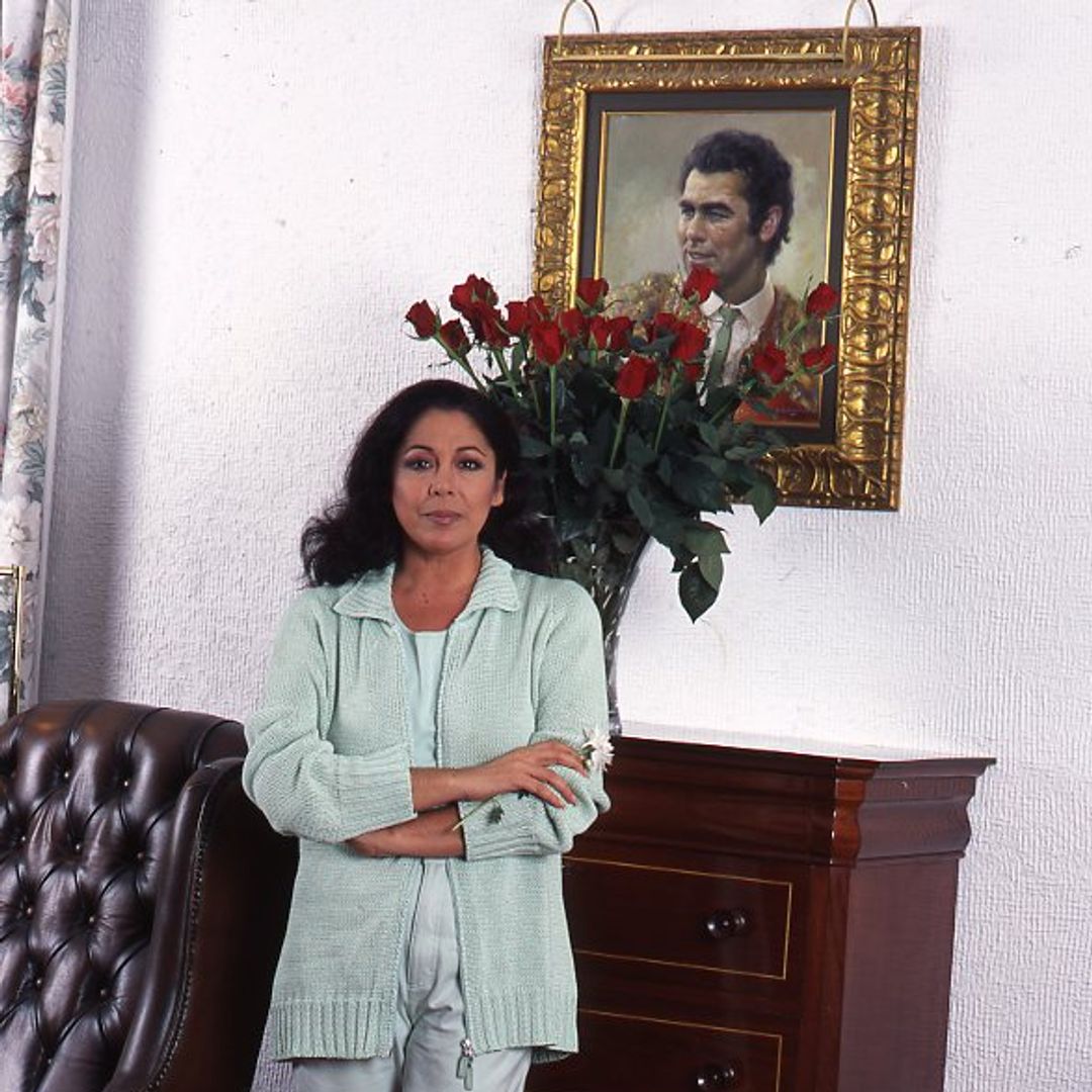 Isabel Pantoja abre por primera vez las puertas de su casa, Cantora.
