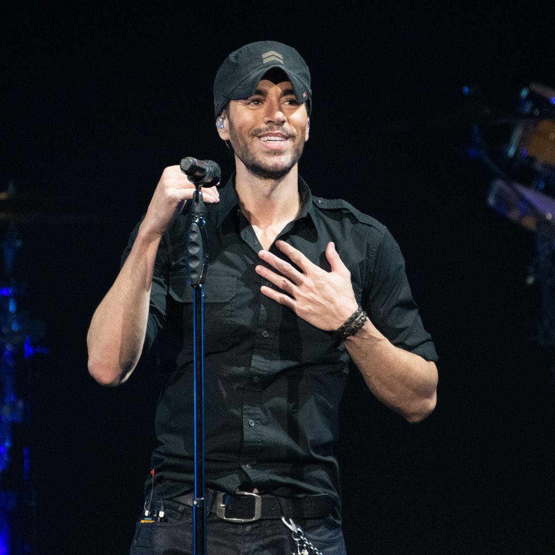 Enrique Iglesias arrasa en Bombay: vuelve a la India después de 13 años