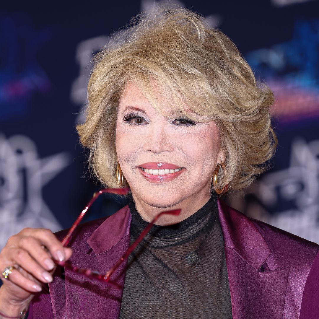 Amanda Lear acusa a Miley Cyrus