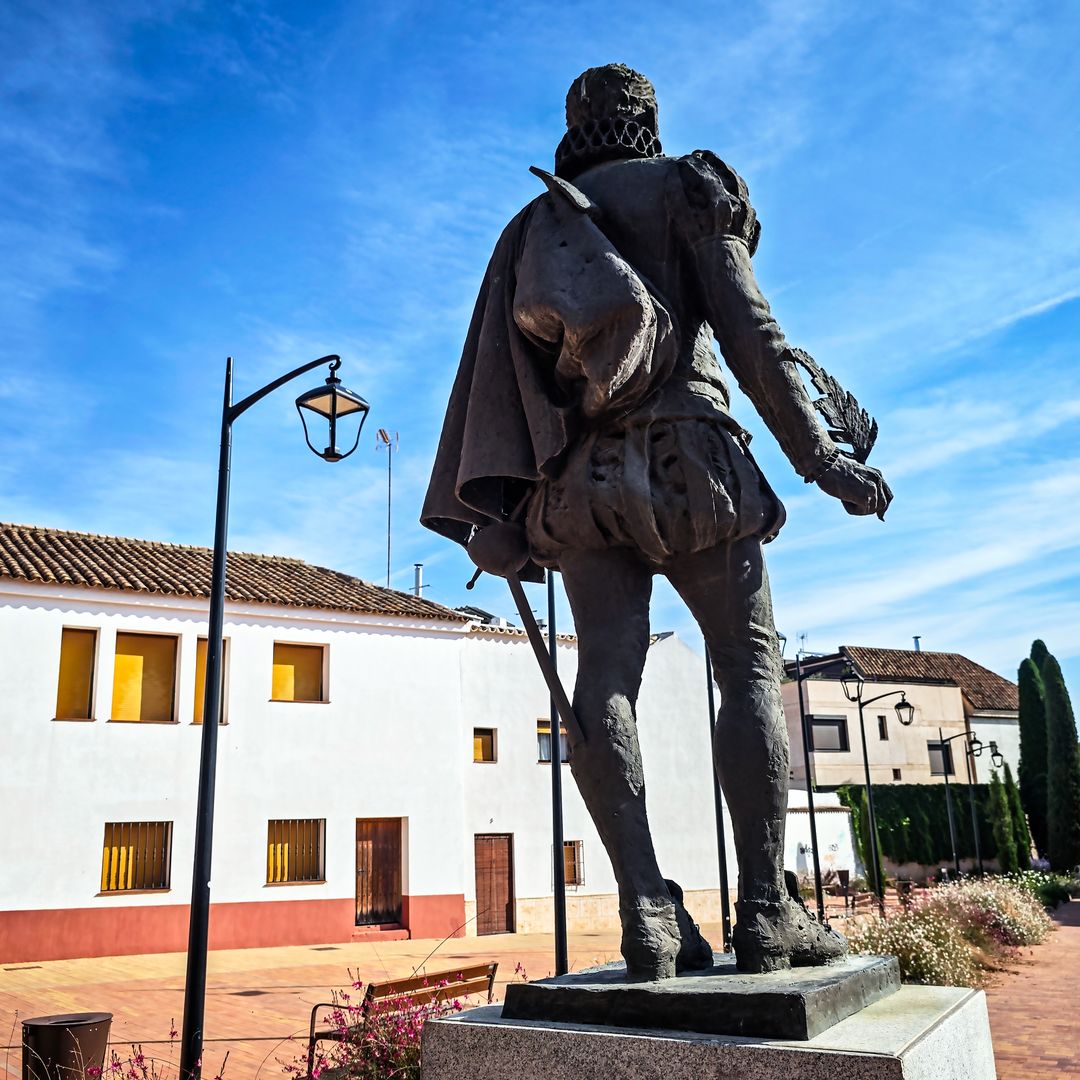 Estatua de Cervantes, Alcázar de San Juan, Ciudad Real 